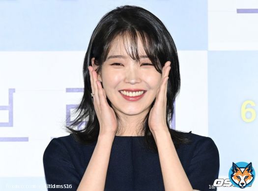 지은언니생일축하해요 #서른살의봄_지은아_생일축하해  우리언니서른살도빛날거야 #30SpringWithIU  앞으로도늘즐겁게사이좋게지내요
