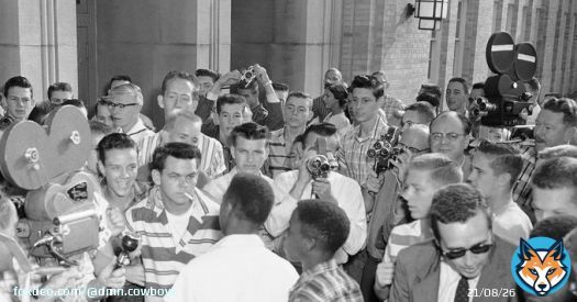 What does uncovered Jerry Jones photo from Little Rock tell us about the Cowboys owner? | @calvinwatkins