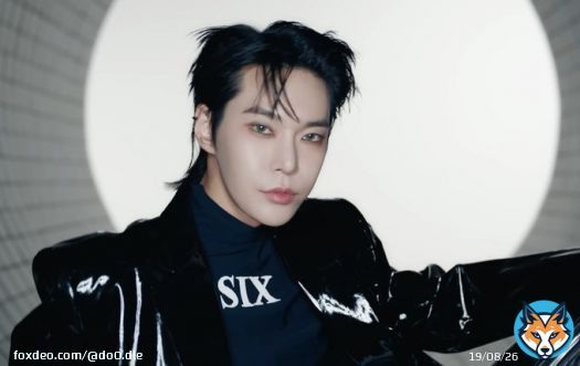 I feel like drawing Doyoung in those black matrix x catwoman-like suit + Dragonball Taeyong, both together fighting against the evil of the world lmao    #그냥_들어봐_Ay_Yo #NCT127_Say_AyYo #NCT127_Ay_Yo
