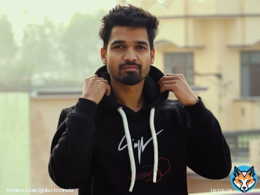 When it comes to luck, you make your own #photography #travel_life_hub._ #model_.zone_ #photographylovers #photooftheday #photoshoot #photographer #photogram #photoeveryday #photoeveryday #photographers_of_india #naturephoto #photographyislifee #model #modeling #modelshoot