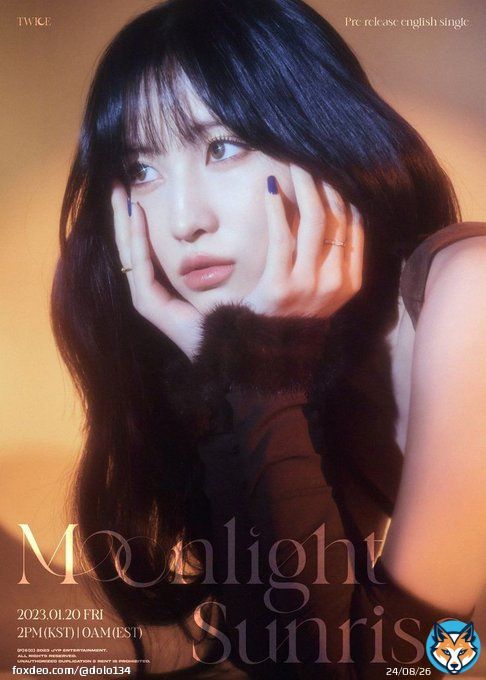 I live for this momo era now #TWICE_OurMoonlightandSunrise #핫하고달달해_트와이스의_문라썬라 @JYPETWICE
