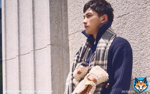 #町田啓太 さんの連載Vol.22公開です！ 「大人の冬小物」の後編は、ヨーロッパの街並みのような佇まいを見せるスタイリッシュな町田さんのポートレートはもちろん見どころですが、大きなギャップがある!?インタビューも必見です。  連載\u25b6\ufe0e  #町田啓太effective @gekidanexile