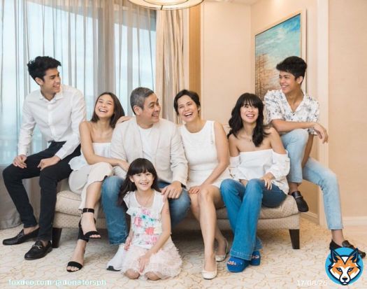 A Family-Oriented Man - this is our top two reason why we love Donny. Over the past years of supporting Donny, we&rsquo;ve witnessed how much he love his family and he&rsquo;s never shy to show his love for them to the world.   DONNY TURNS 25  #TwentyFiveWonDONNYfulYears #DonnyPangilinan