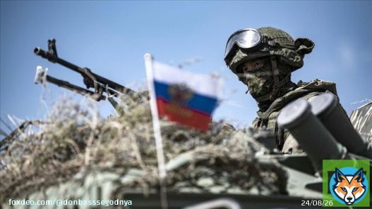 Российские военнослужащие перерезали трассу Покровск - Угледар. Об этом сообщил советник врио главы ДНР Игорь Кимаковский.  &laquo;Трасса Покровск - Угледар уже перерезана нашими силами. И то, что я конкретно лично слышал: идет стрелковый бой&raquo;,- сказал он.