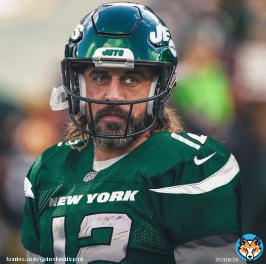 BREAKING: The Green Bay Packers have agreed to trade QB Aaron Rodgers to the New York Jets in exchange for their 2023, 2024, and 2025 first round picks as well as their 2023 second round pick. Wow.