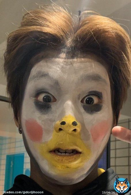 최애에게 본계 들켰을때 ────────────────── 박지훈: 나 너랑 트친이야!
