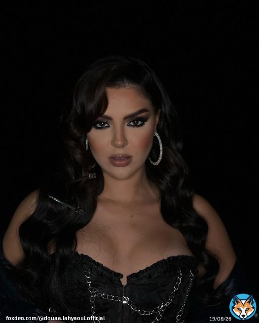 BTS of &ldquo; DINI M3AK&rsquo;s &ldquo; music video Stylist : @othmanessahat Makeup: @camillepetrouvi Hair : @mizo_hair_style_artistes @karimskalaa