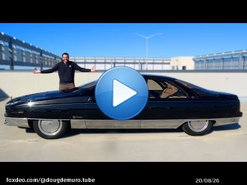 The 1988 Cadillac Voyage Concept Car Is the Future From 37 Years Ago