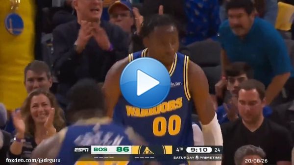 Jonathan Kuminga dunks on Jayson Tatum