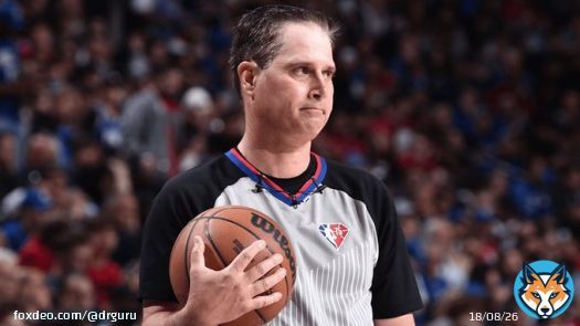 Free throws this series&hellip;  Lakers: 83  Warriors: 39  The +44 free throw differential is the largest through 3 games of a playoff series since the Heat in 2011, via @WarriorsMuse.