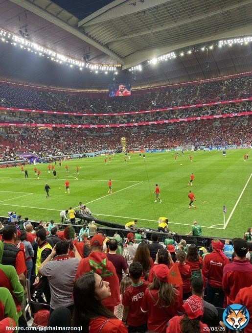 عملية الاحماء قبل انطلاق لقاء المغرب و فرنسا في 'استاد البيت' في مدينة الخور. كل التوفيق لأسود الأطلس.