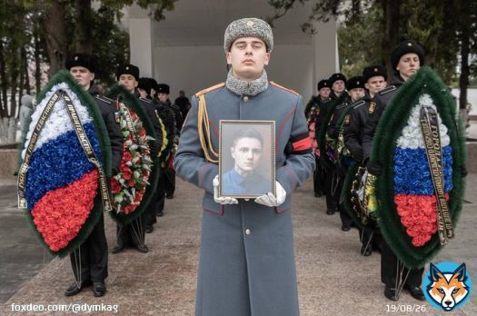Вчера в Севастополе проводили в последний путь Егора Владиславовича Фарафонтова &mdash; бойца ЧВК &laquo;Вагнер&raquo;  Погиб в окрестностях Бахмута. За мужество и героизм, награжден государственной наградой Российской Федерации Медалью &laquo;За отвагу&raquo; посмертно.