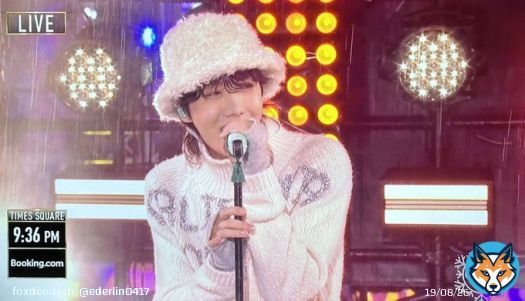 &mdash; Mensaje de #JHOPE en el New Year&rsquo;s Rockin Eve   : Gracias por invitarme a compartir este hermoso momento, es un honor estar aqu&iacute;.  : Tengo buenos recuerdos con BTS aqu&iacute;, pero experimentar esto por mi cuenta tambi&eacute;n es significativo. [&darr;]   J-HOPE THE STAR OF 2022!