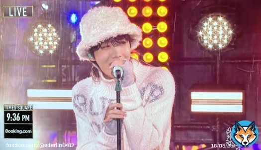 &mdash; Mensaje de #JHOPE en el New Year&rsquo;s Rockin Eve   : Gracias por invitarme a compartir este hermoso momento, es un honor estar aqu&iacute;.  : Tengo buenos recuerdos con BTS aqu&iacute;, pero experimentar esto por mi cuenta tambi&eacute;n es significativo. [&darr;]   J-HOPE THE STAR OF 2022!