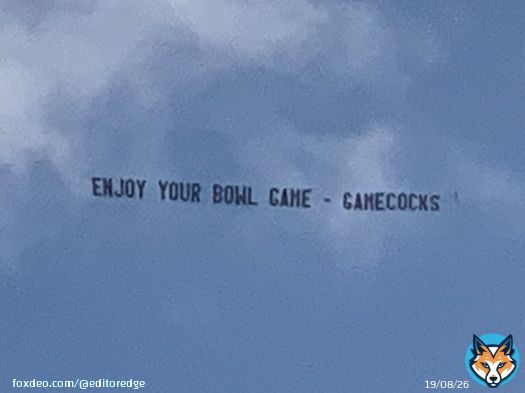 Just arrived at Tennessee-Clemson to the sight of a plane carrying this message.  Well done, Gamecocks. I respect it lol