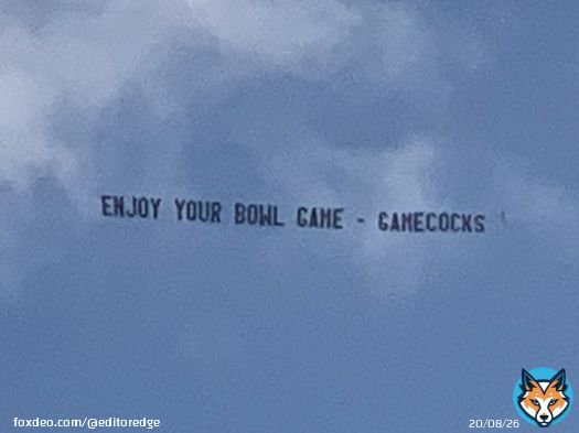 Just arrived at Tennessee-Clemson to the sight of a plane carrying this message.  Well done, Gamecocks. I respect it lol