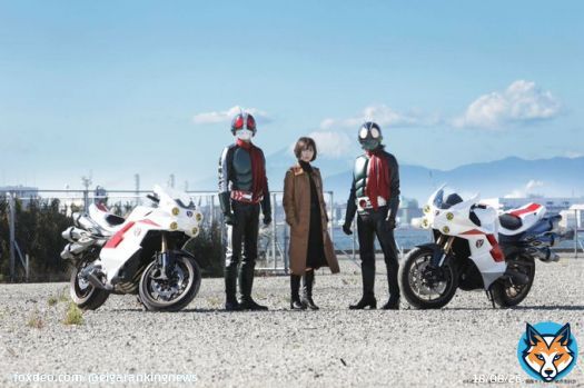 「シン・仮面ライダー」は18時からの上映で初日興収1億2500万円で初登場2位スタート。 庵野秀明監督らしい作風にファンからのラブコールも多く、ランダム要素のある入場者特典も好評となっている様子！ 本格公開となる週末でどこまで数字を伸ばせるか期待が高まります！