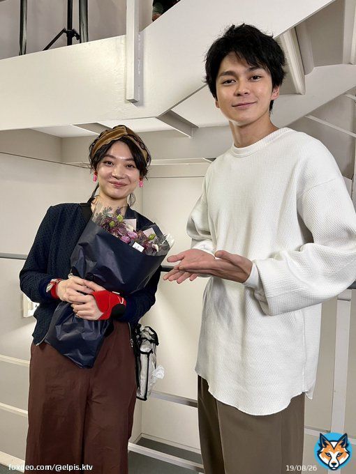 こちらはチェリーさんこと大山さくら役、三浦透子さんのアップ。  クランクインの時は汗だくだったのにもう秋も深まった頃のアップでした。  #エルピス