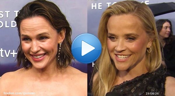 Jennifer Garner and Reese Witherspoon talk about their 'dear, dear' friendship during 'The Last Thing He Told Me' premiere. Watch!