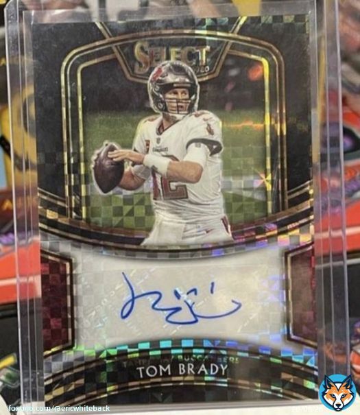 I still can&rsquo;t believe they put the autograph upside-down on the 1/1 Tom Brady&hellip;