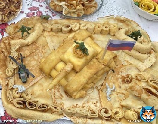 Вот так выглядила Масленица &ndash; праздник весны и новой жизни &ndash; в РФ. Танки и война, война и танки &ndash; это стало новой российской идентичностью. Страна глубоко больна и не лечится.