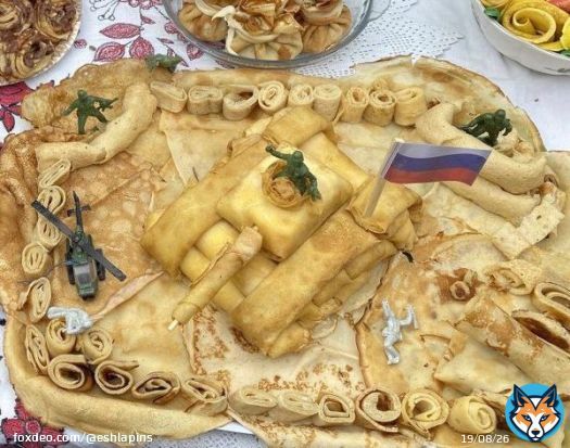 Вот так выглядила Масленица &ndash; праздник весны и новой жизни &ndash; в РФ. Танки и война, война и танки &ndash; это стало новой российской идентичностью. Страна глубоко больна и не лечится.