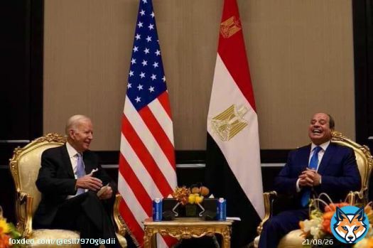 - عزيـز مصـر الرئيس #السيسي مع الرئيس الأمريكي 'جو بايدن' بـ شرم الشيخ ..  'حد يعرف الريس بيضحك ليه!! ولا عشان #محدش_نزل !!' ..