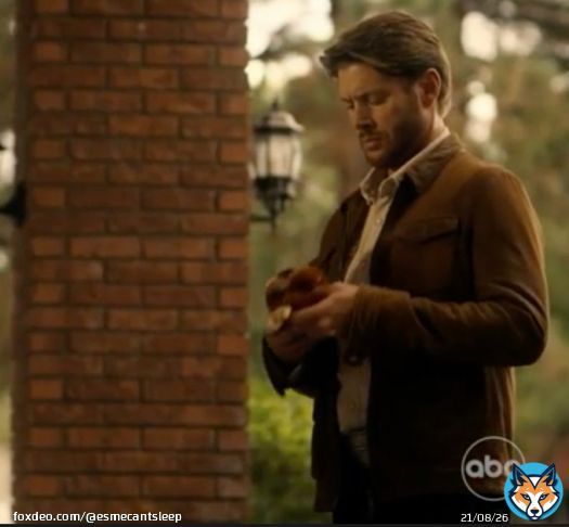 beau holding a moose and talking about his brother i&rsquo;m crying #BigSky #BeauArlen