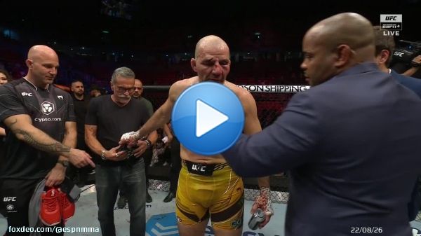 Glover Teixeira placed his gloves in the center of the Octagon after an epic battle at #UFC283