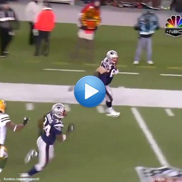 12 years ago today, Patriots OL Dan Connolly returned a kick 71 yards   (via @NFL)