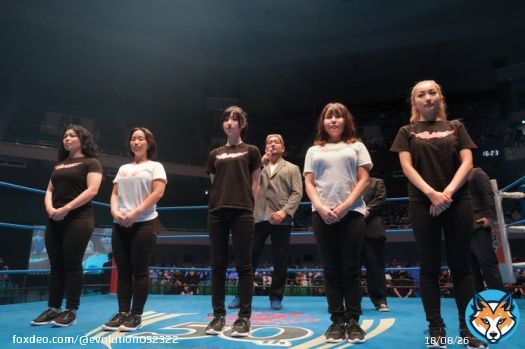 2022年9月18日日本武道館で行われた全日本プロレス50周年記念大会にて、Evolutionの練習生5名をお披露目させていただきました。  デビューに向けて日々トレーニング中です。 皆様応援のほどよろしくお願いいたします！  #Evo女 　 #Evolution #女子プロレス #ajpw50th