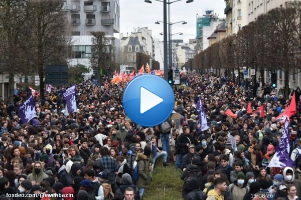 Nouvelle journee de mobilisation contre la r&eacute;forme des retraites &agrave; #Rennes  La manifestation se lance, guid&eacute;e par les &eacute;tudiants et lyc&eacute;ens   #grevedu7mars #GreveGenerale