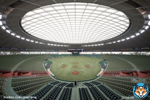 EXO will be having one of the biggest fan meetings in japan that will be held 2 days with 31,552 seating capacity per day and that equals to 60k+ EXO-Ls for two days .. can u imagine exo silver ocean gonna fulfill this beautiful stadium