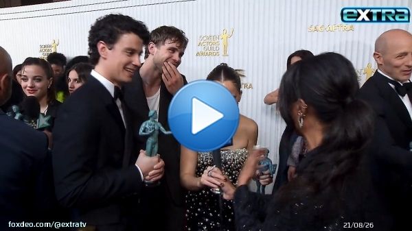 #TheWhiteLotus star Haley Lu Richardson had to hype up her favorite #TheBachelorette lead @therachlindsay at the #SAGAwards!   @bachnation @bacheloretteabc
