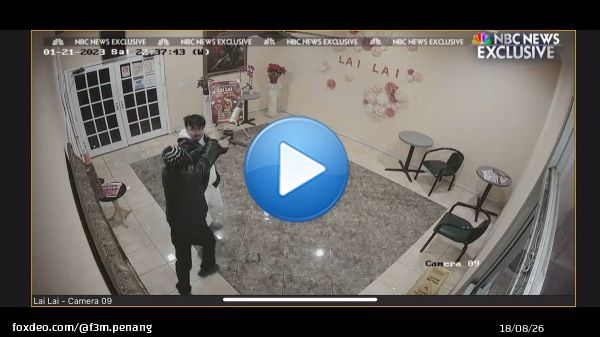 #HuuCanTran is extremely fit for a 72 yo Asian man. He drinks cobra blood or what?  He easily wrestled the younger man who later managed to disarm him.   #MonterreyPark #HalfMoonBay
