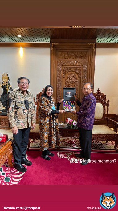 Meeting with Governor of Bali Mr. I Wayan Koster discuss on #Kazakhstan tourism to Bali, Cultural collaboration as #BaliNightKazakhstan sister city Bali-Almaty, protection of workers from Bali etc ~ #DubesRIKazakhstanTajikistan #IniDiplomasi #RintisKemajuan  ⁦@Kemlu_RI⁩