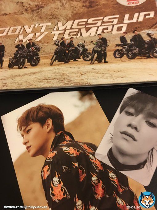 OMG my first EXO album I&rsquo;m so happy. I LOVE IT @weareoneEXO @B_hundred_Hyun @LAY_zhang_  #EXO #weareone_EXO #EXO_DontMessMyTempo #TEMPO_CHEN