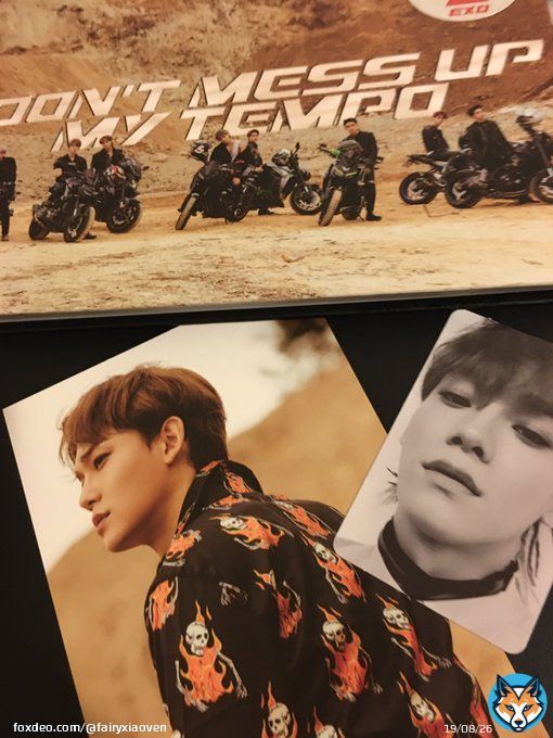 OMG my first EXO album I&rsquo;m so happy. I LOVE IT @weareoneEXO @B_hundred_Hyun @LAY_zhang_  #EXO #weareone_EXO #EXO_DontMessMyTempo #TEMPO_CHEN