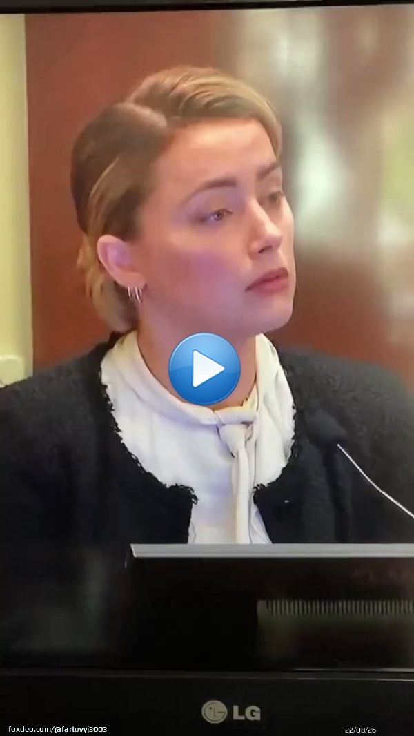 Эмбер Хёрд заподозрили  в том, что она употребила снюс (кокаин) прямо во время судебного заседания \ud83e\udd2a