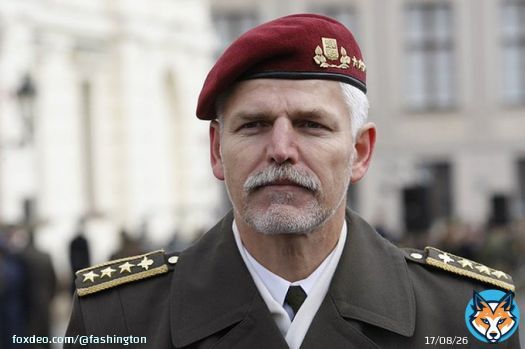 Поздравляю Чехию с отличным выбором!  Новый президент страны - бывший председатель военного комитета НАТО генерал Пётр Павел