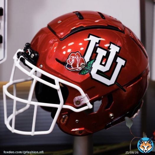 Working the flower into the helmet logo.  A Rose Bowl tradition unlike any other.