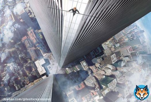 高さ411m、命綱なし・綱渡り男の実話を映画化『ザ・ウォーク』最新予告を公開 - ジョセフ・ゴードン=レヴィット主演  ※高所恐怖症の人は視聴注意