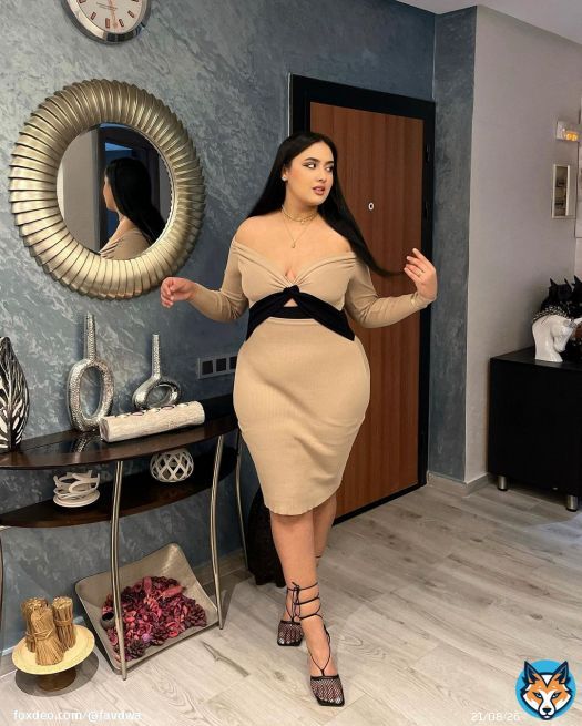 obsession @FashionNova #novababe \ud83d\udda4