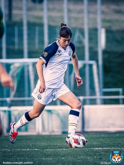 Die 18-jährige griechische Abwehrspielern Marina Theodoraki verlässt die Frauen des FC Zürich per sofort und wechselt nach Polen zu GKS Katowice. Marina Theodoraki kam im Sommer 2025 von OFI Kreta nachShow more