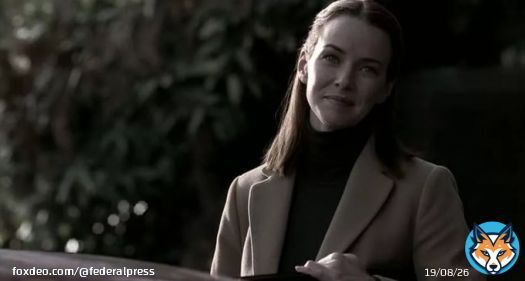 Умерла звезда сериалов 'Сверхъестественное' и '24 часа' Энни Вершинг.    Актриса скончалась от рака в возрасте 45 лет, у нее осталось трое детей. Вершинг поставили диагноз в 2020 году, но она продолжила карьеру и за это время снялась в сериале 'ЗвездЗвездный путь: Пикар'.