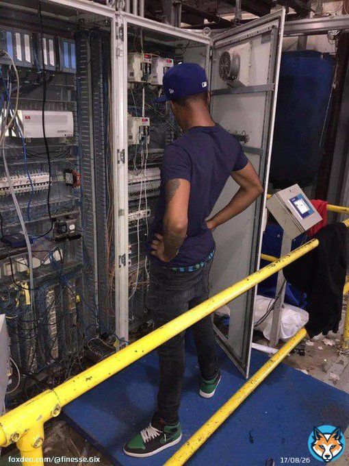 blizzard trying to fix the overwatch 2 servers