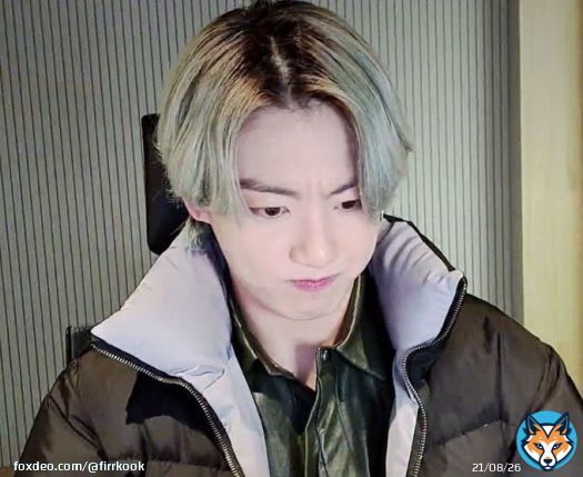 Ya gini nih kalau gak dipegang Bighit. Mulai dari lagu yang bocor duluan di Spotify, sekarang MV dreamers gak ada hilal  Tolong @FIFAWorldCup WHERE IS THE MV FOR DREAMERS  DREAMERS MV IS COMING #FIFAWorldCup #Dreamers2022 #JUNGKOOK #DreamersbyJungkoo