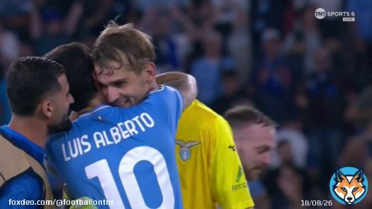 LAZIO KEEPER IVAN PROVEDEL SCORES IN THE 95TH MINUTE!!!   THE LAST TOUCH OF THE GAME!  WHAT THE #UCL IS ALL ABOUT