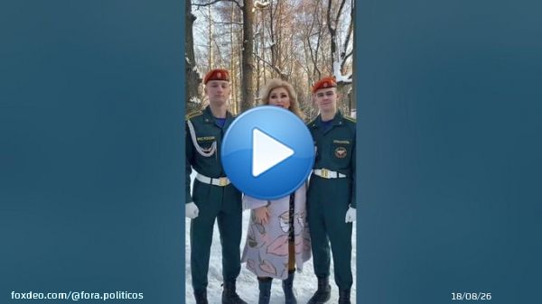 Parab&eacute;ns a Vika Tsyganova em 23 de fevereiro!  Поздравление Вики Цыгановой с 23 февраля!  via @YouTube