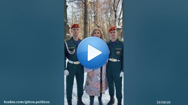 Parab&eacute;ns a Vika Tsyganova em 23 de fevereiro!  Поздравление Вики Цыгановой с 23 февраля!  via @YouTube